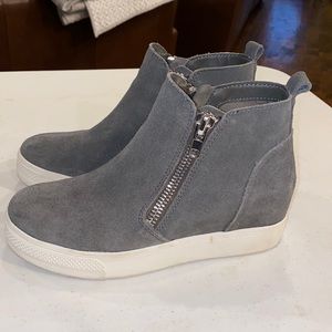 Steve Madden Wedgie high top sneaker